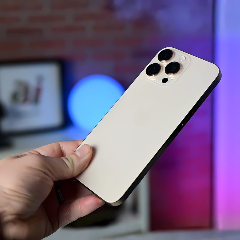 iPhone 16 Pro Desert Titanium - Producto en Apple Store