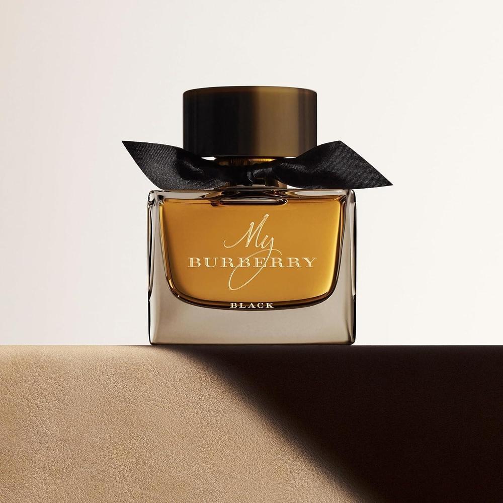 BURBERRY My Black Eau de Parfum, perfume floral de lujo para mujer con notas de jazmín, rosa, ámbar y pachulí duradero