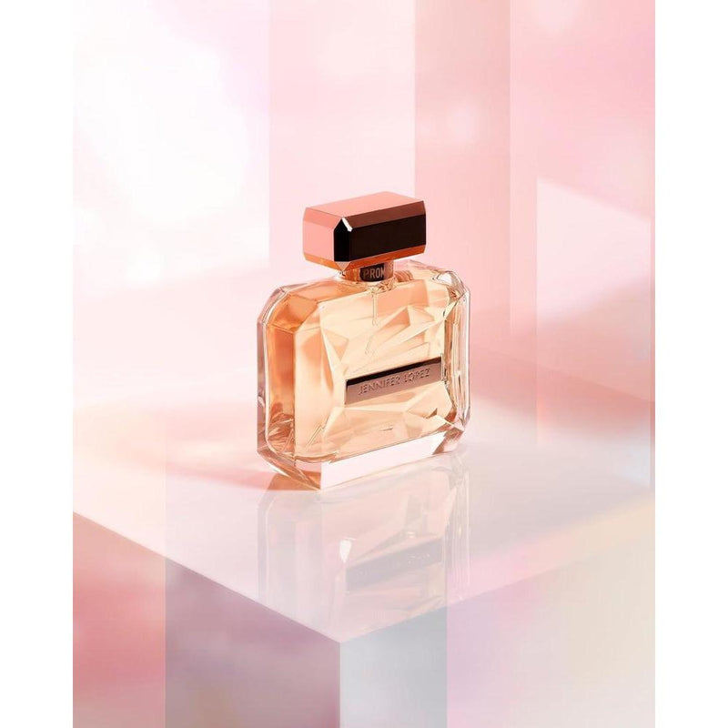 Jennifer Lopez Promise Perfume - a Floral Woody Eau de Parfum