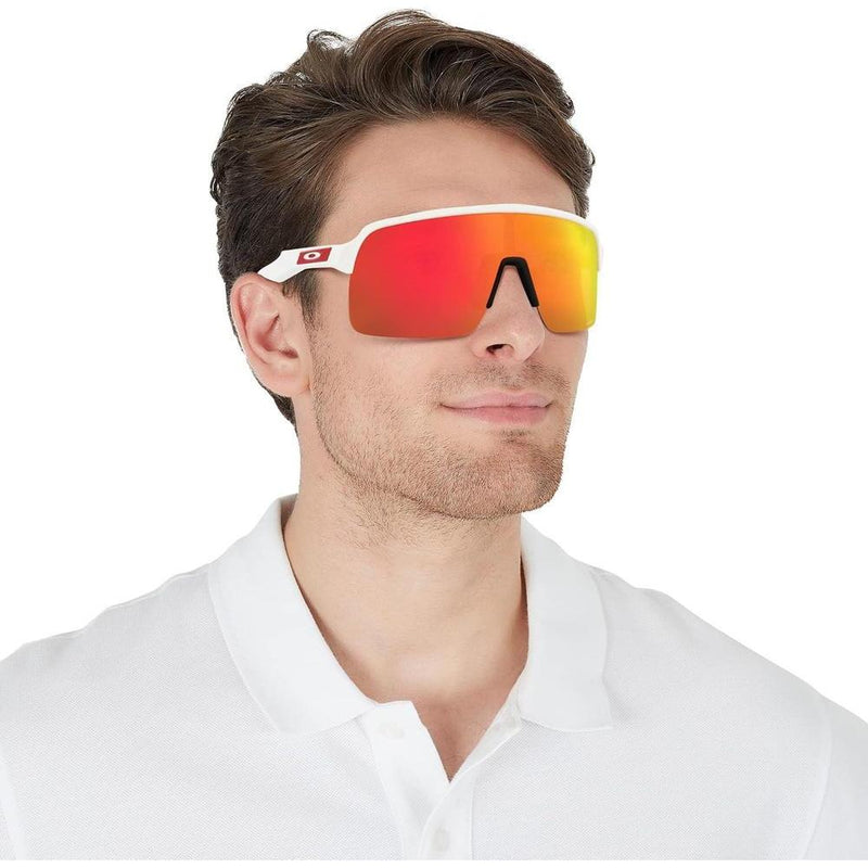 Gafas de Sol Oakley Sutro Lite para Hombre, Diseño Rectangular, Protección UV y Lentes Prizm
