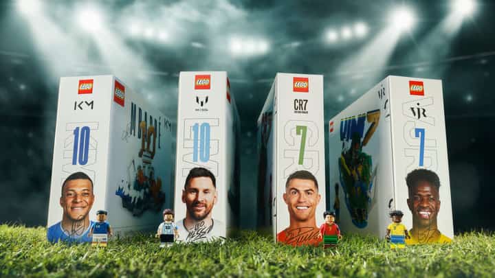 Pack Leyendas del futbol (LEGO Lionel Messi + Lego Cristiano Ronaldo + LEGO Kylian Mbappe + Lego Vinicius Junior)