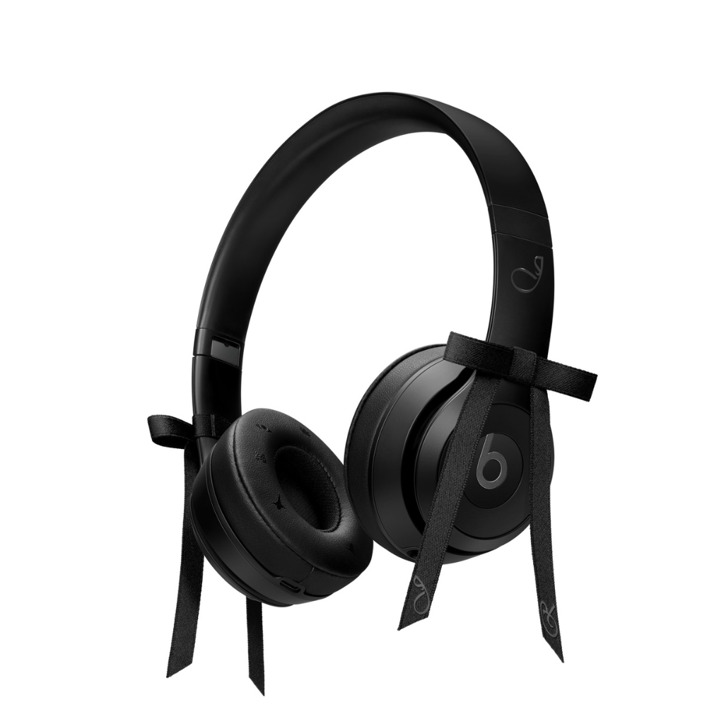 Beats Solo 4 – JENNIE Special Edition – Onyx Black