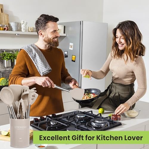 Cooking Utensils Set, 35Pcs Silicone Kitchen Utensils Set with Holder, 446°F Heat Resistant Food Grade Spatula Set, BPA Free Kitchen Gadgets for Non-stick Cookware, Easy to Clean (Khaki)