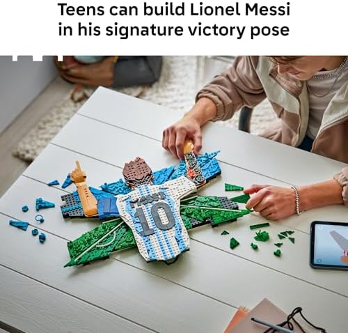 LEGO Editions Lionel Messi – Celebration - Building Set for Boys & Girls, Ages 14+ - Collectible Soccer Gift for Fans - Kids Bedroom or Shelf Decor - 43018