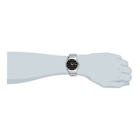 Reloj Bulova de cuarzo para hombre con esfera negra estampada y pulsera plateada de acero inoxidable