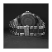 Reloj Invicta Aviator para hombres en acero inoxidable plata con esfera azul, movimiento de cuarzo y hebilla de espiga