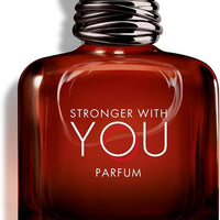 Armani Beauty - Stronger With You - Perfume - Colonia para Hombre - Fragancia Ambar y Amadeirada - Notas de Ron, Bergamota, Lavanda, Cedro y Vainilla