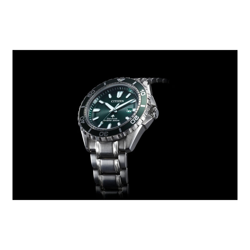 Citizen Eco-Dive Promaster Dive, reloj de pulsera de acero inoxidable plateado para hombre con esfera verde, 3 manecillas y calendario