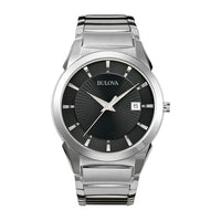Reloj Bulova de cuarzo para hombre con esfera negra estampada y pulsera plateada de acero inoxidable