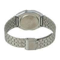 Reloj digital clásico Casio A159W-N1DF con brazalete metálico y cierre plegable, ideal para el uso diario, diseño atemporal