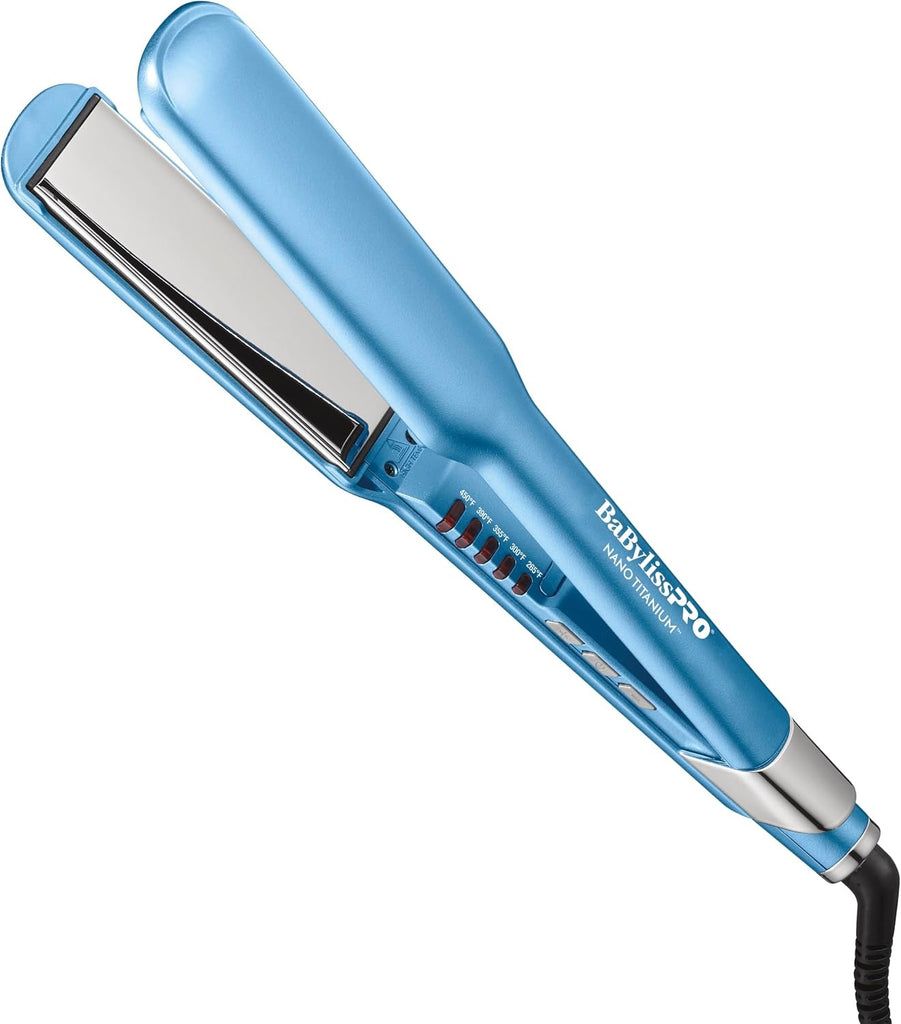 BaBylissPRO Nano Titanium Ultra-Sleek Hair Straightener, Flat Iron for All Hair Types✅ El alisador de pelo BaBylissPRO ultra elegante de 1 1/2 pulgadas ✅ Placas de titanio ultrasuaves y duraderas para