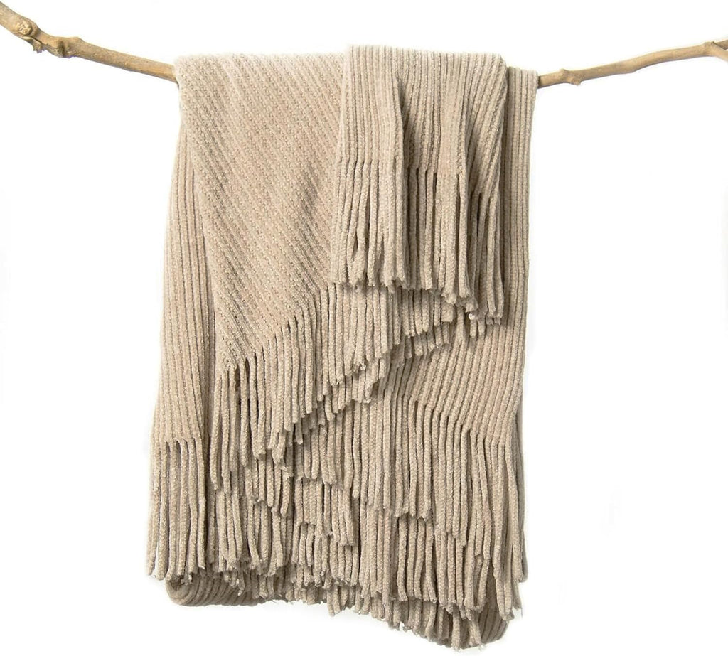 lifein Throw Blanket for Couch, Soft Boho Decor Bed Throw,Cozy Beige Knitted Chenille Small Farmhouse Lightweight Throw
