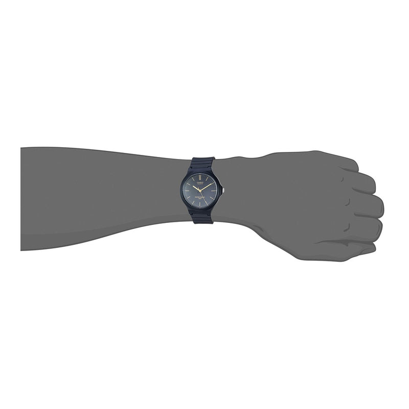 Casio MW240 Series, reloj de cuarzo para hombre con caja grande de resina, fácil de leer, resistente al agua, batería de 3 años
