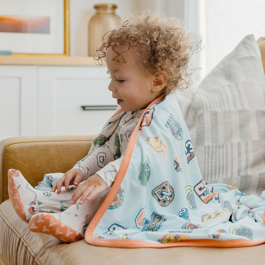 Copper Pearl, Sesame Street Varsity Friends 3-Layer Stretchy Quilt