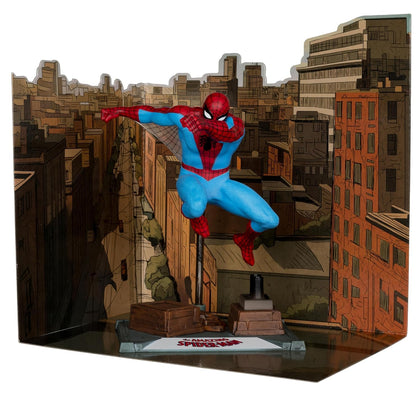 McFarlane Toys Marvel Spider-Man Escala 1:10 con Escena (The Amazing Spider-Man #38) Gold Label