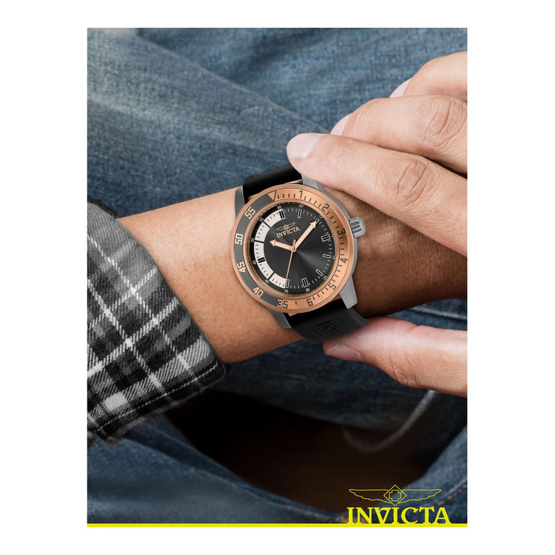 Reloj de cuarzo Invicta Specialty para hombre con correa de silicona, resistente al agua y manecillas luminosas