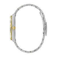 GUESS Reloj para hombre con correa de dos tonos, esfera verde, caja de acero inoxidable, diseño elegante y resistente al agua