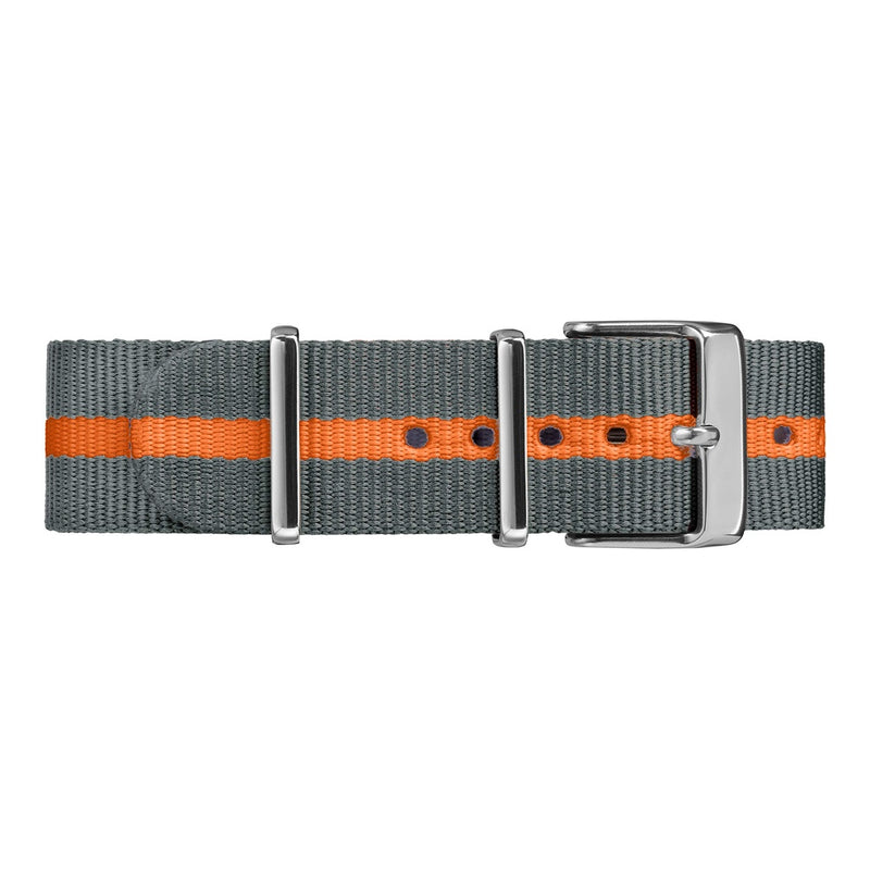 Reloj Timex Weekender Unisex con luz INDIGLO, correa de nailon ajustable, esfera gris y resistencia al agua