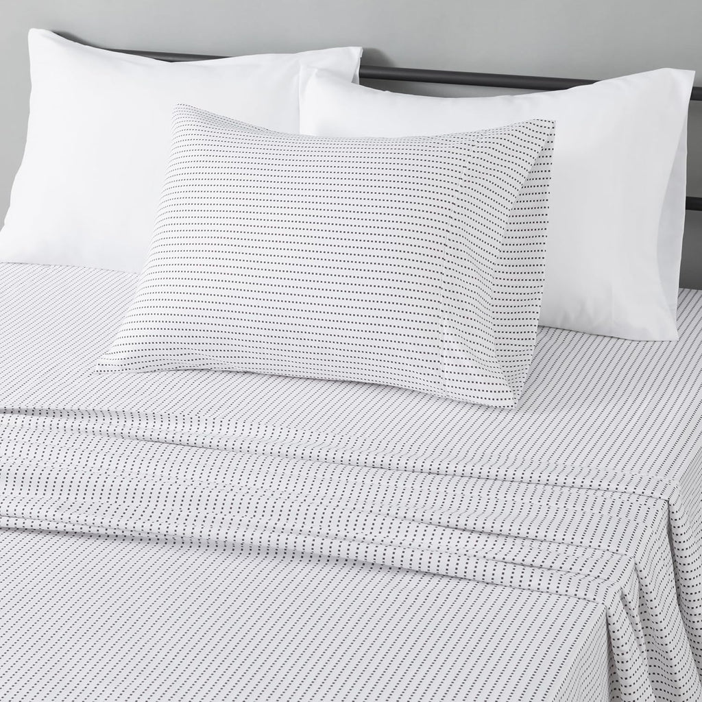 Amazon Basics Lightweight Microfiber 3-Piece Bed Sheet Set, Twin XL, Plum, Printed