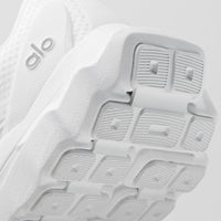 Alo Yoga ALO Runner - White/White