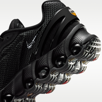 Nike Air Max DN8 - Negro
