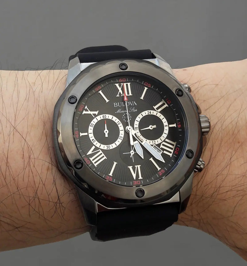 Reloj Bulova Marine Star 98B259 - Esfera Gris, Correa de Goma 44mm