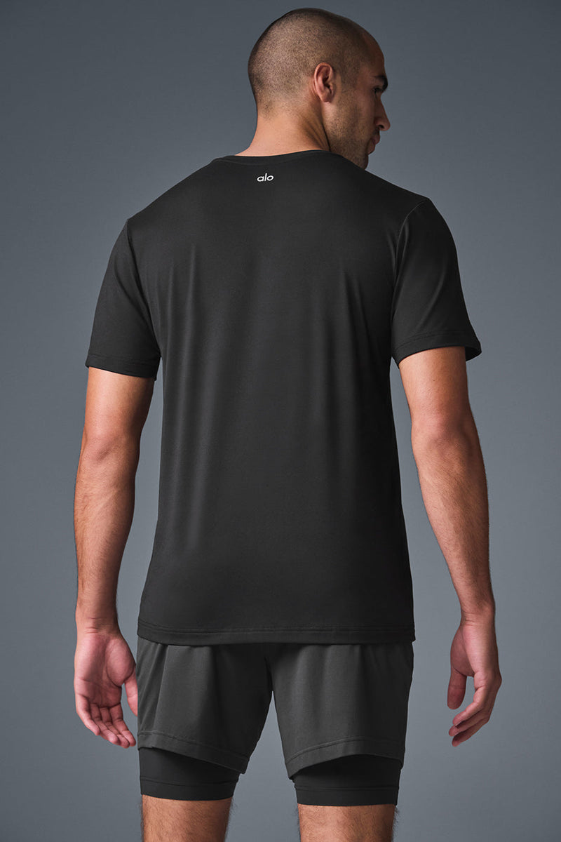 Alo Yoga Conquer Reform Crewneck Short Sleeve - Black