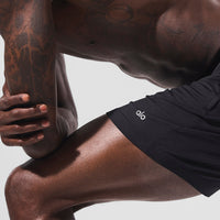 Alo Yoga 7" Conquer React Performance Short - Black