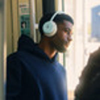 Beats 360 Over-Ear Headphones – Pink with Pink Performance Knit Cushions
