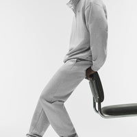 Alo Yoga Accolade 1/4 Zip Pullover - Athletic Heather Grey