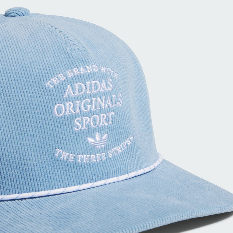 Exclusiva. adidas Unfair Way Strapback Cap