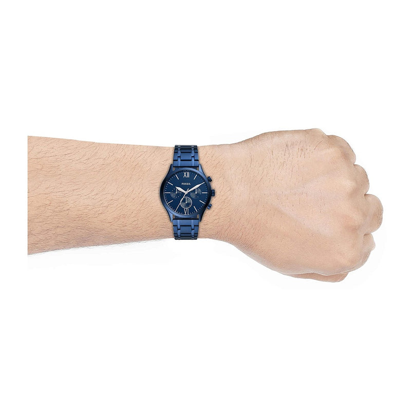 Reloj Fenmore de acero inoxidable azul marino con función múltiple y diseño moderno