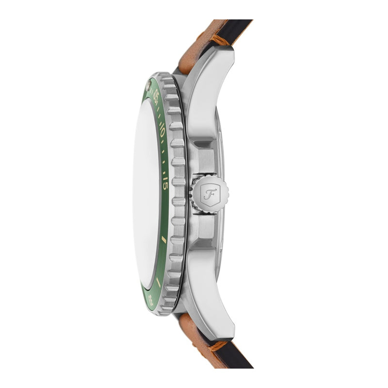 Reloj de pulsera Fossil para hombre, diseño acero inoxidable con correa de cuero marrón y resistencia al agua