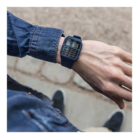 Casio CA-53WF-2B reloj digital para hombre con calculadora y correa azul, diseño retro original y elegante