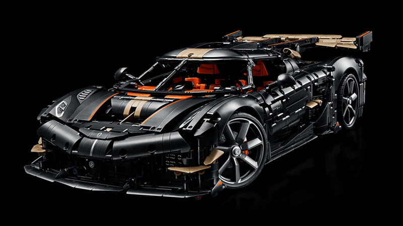 LEGO® Koenigsegg Sadair's Spear Megacar
