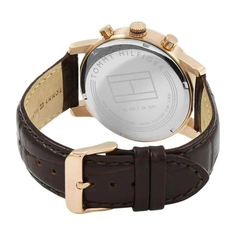 Tommy Hilfiger 1791399, reloj deportivo analógico con movimiento de cuarzo, esfera azul y correa marrón para hombre