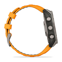 Wearable4U - Reloj inteligente Garmin Fenix 8 multideporte AMOLED Sapphire, titanio con banda naranja/graphite