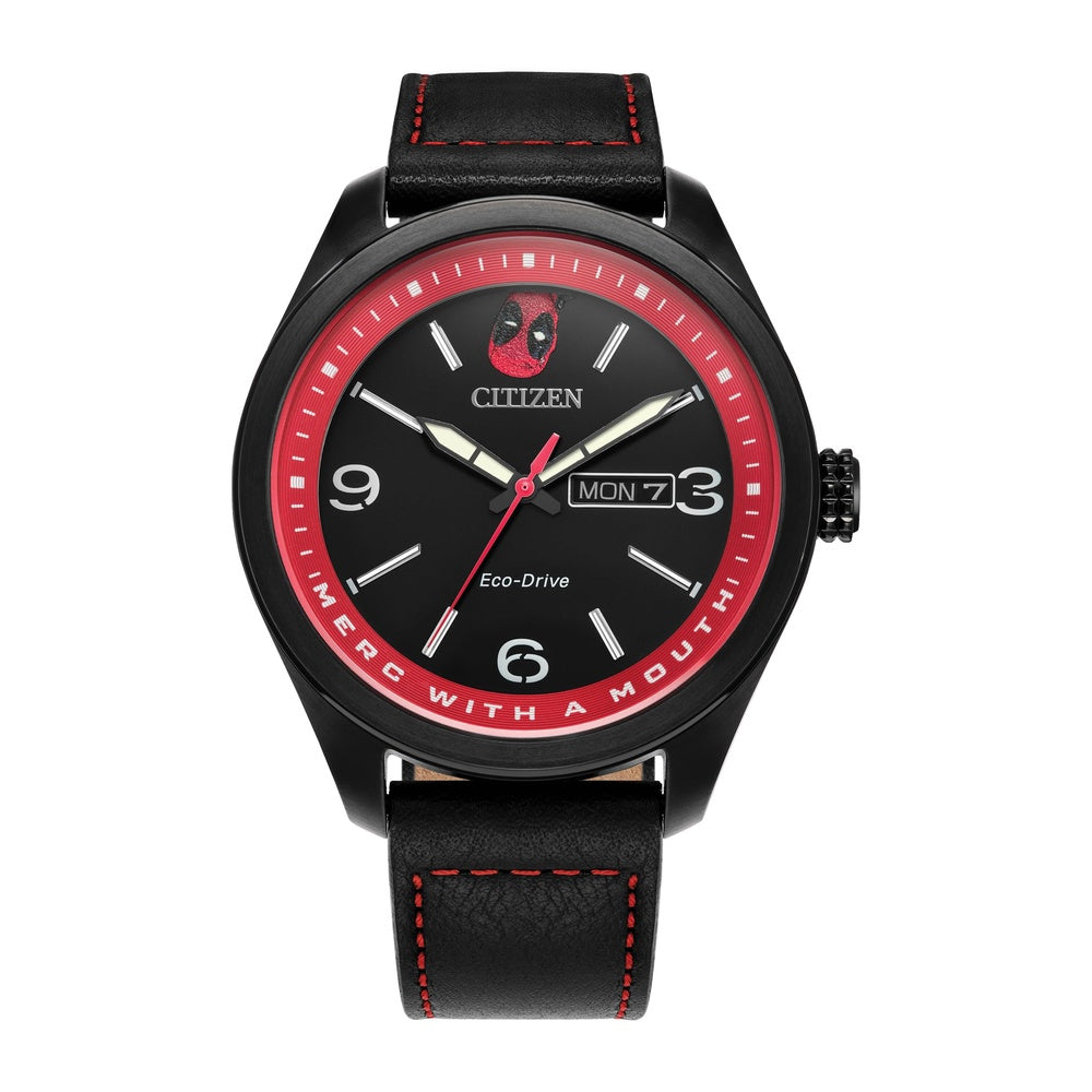Citizen Eco-Drive Marvel 'Here Comes Deadpool', caja de acero inoxidable negro, correa y esfera negra de cuero