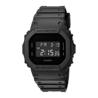 Reloj digital Casio G Shock DW-5600BB-1CR, movimiento de cuarzo, resistente al agua y golpes, ideal para deportes acuáticos