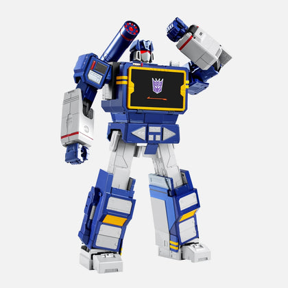 Flagship Soundwave Auto - Converting Robot