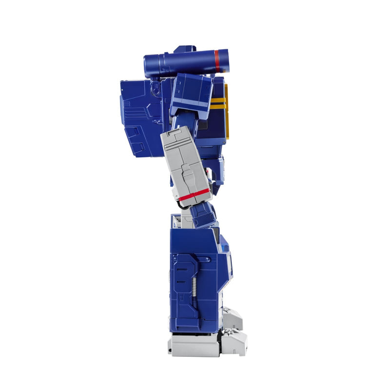 Flagship Soundwave Auto - Converting Robot