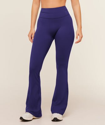 Gymshark Leggings acampanados con espalda cruzada