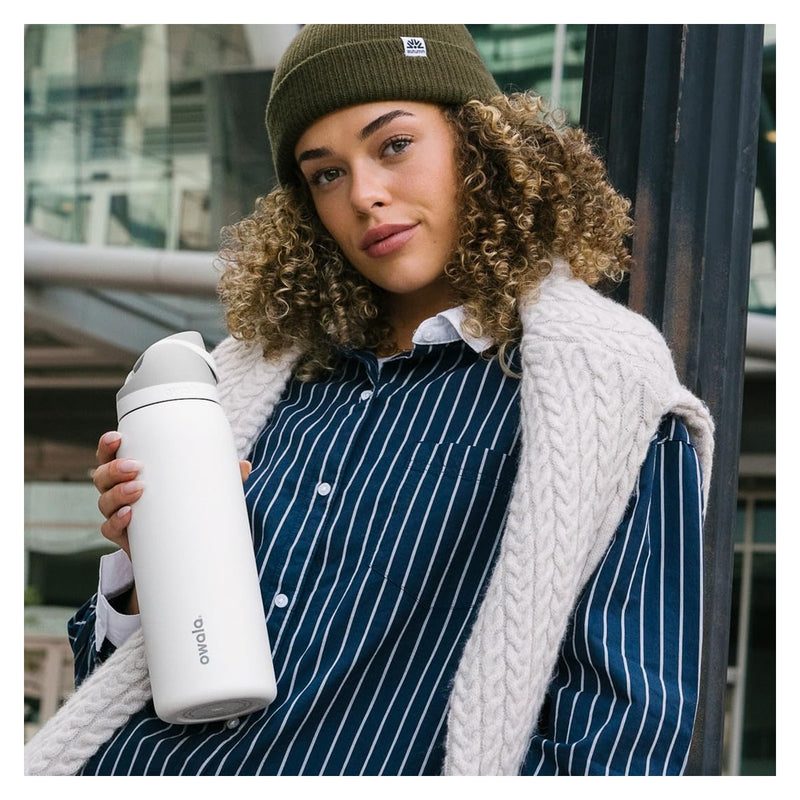Owala FreeSip - Shy Marshmallow