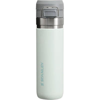 Botella de agua Stanley Quick Flip GO con tapa de botón, a prueba de fugas, acero inoxidable aislado, sin BPA, color niebla
