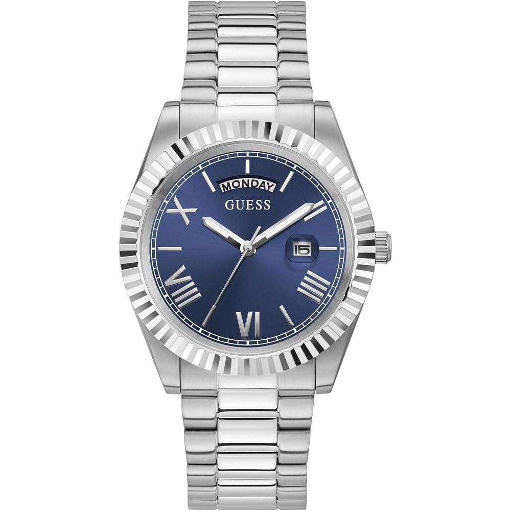 Reloj analógico GUESS con elegante diseño azul y plateado, pulsera de acero inoxidable y cierre de hebilla