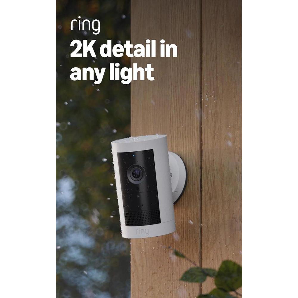 Camara de Seguridad Ring Outdoor Plus con video 2K gran angular, visión nocturna a color y compatibilidad Alexa