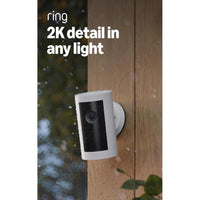 Camara de Seguridad Ring Outdoor Plus con video 2K gran angular, visión nocturna a color y compatibilidad Alexa