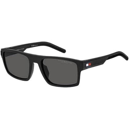 Gafas de sol TH1977 de Tommy Hilfiger, elegancia y protección unisex en negro mate