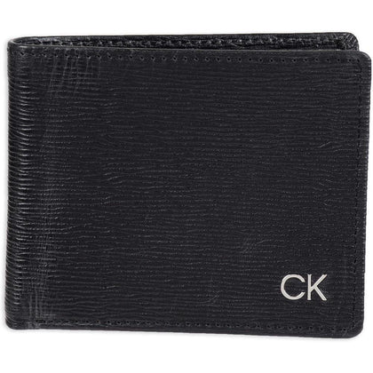 Billetera Calvin Klein de cuero con tecnología RFID, múltiples ranuras para tarjetas y ventana de identificación