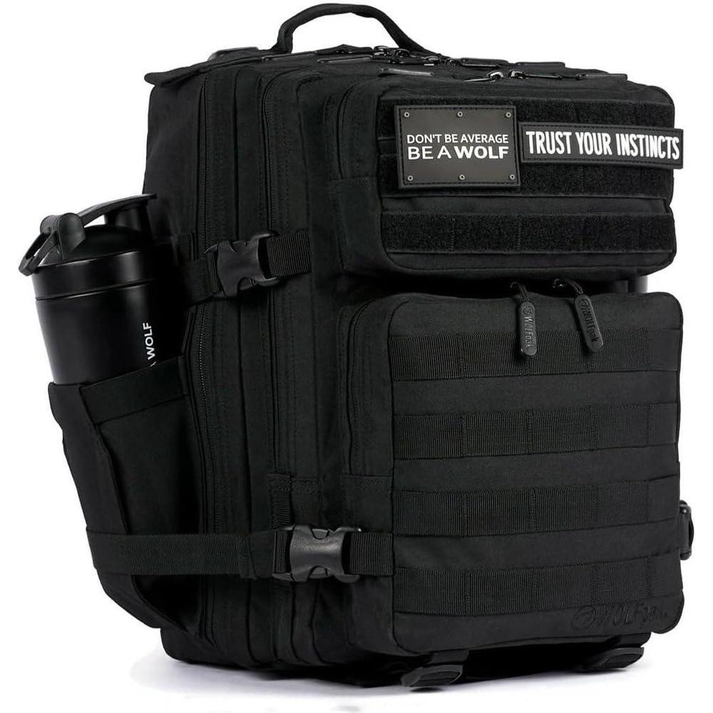 WOLFpak Mochila Negro Alpha de 25L resistente al agua, ideal para viaje o uso diario, con compartimento seguro y personalizable